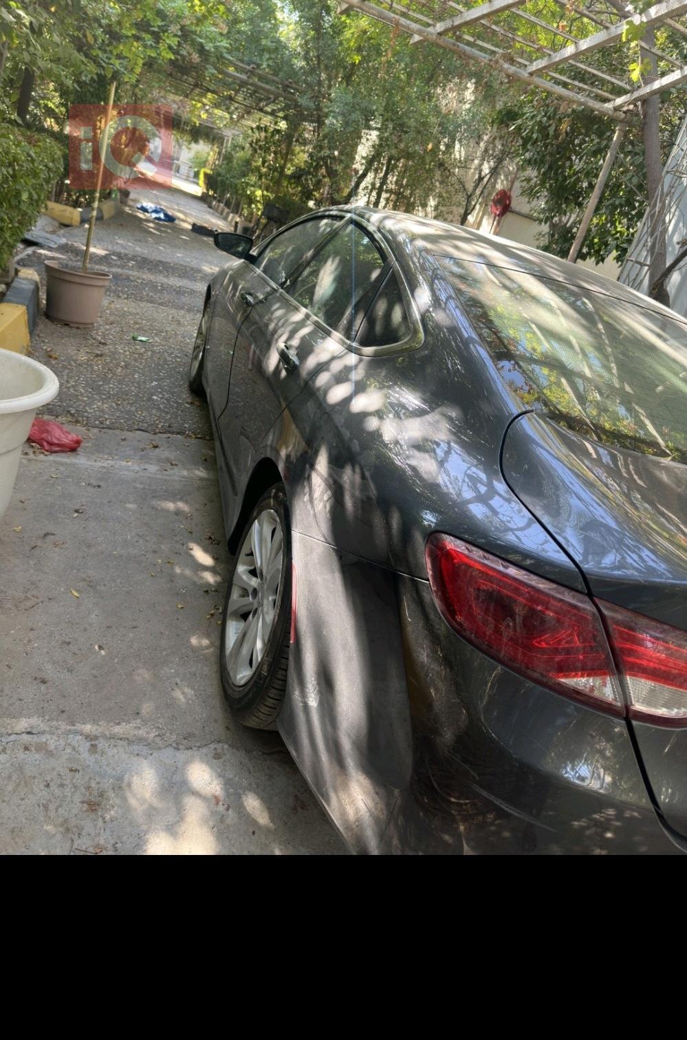 کرایسلەر 200